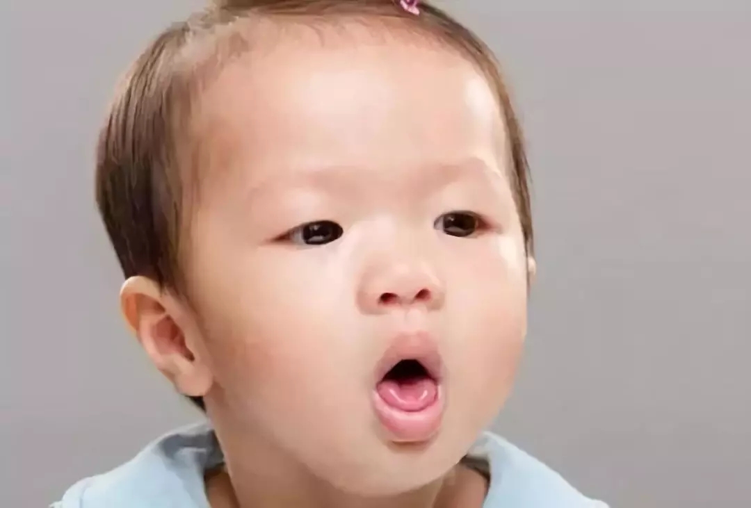 4歲男孩和媽媽辦“婚禮”，真相令人淚崩！